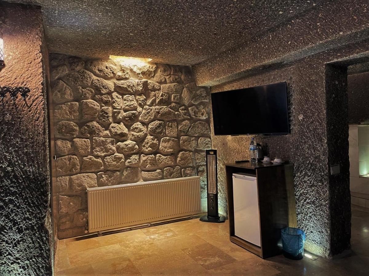 Cappadocia Empire Cave Hotel Goreme Exterior photo