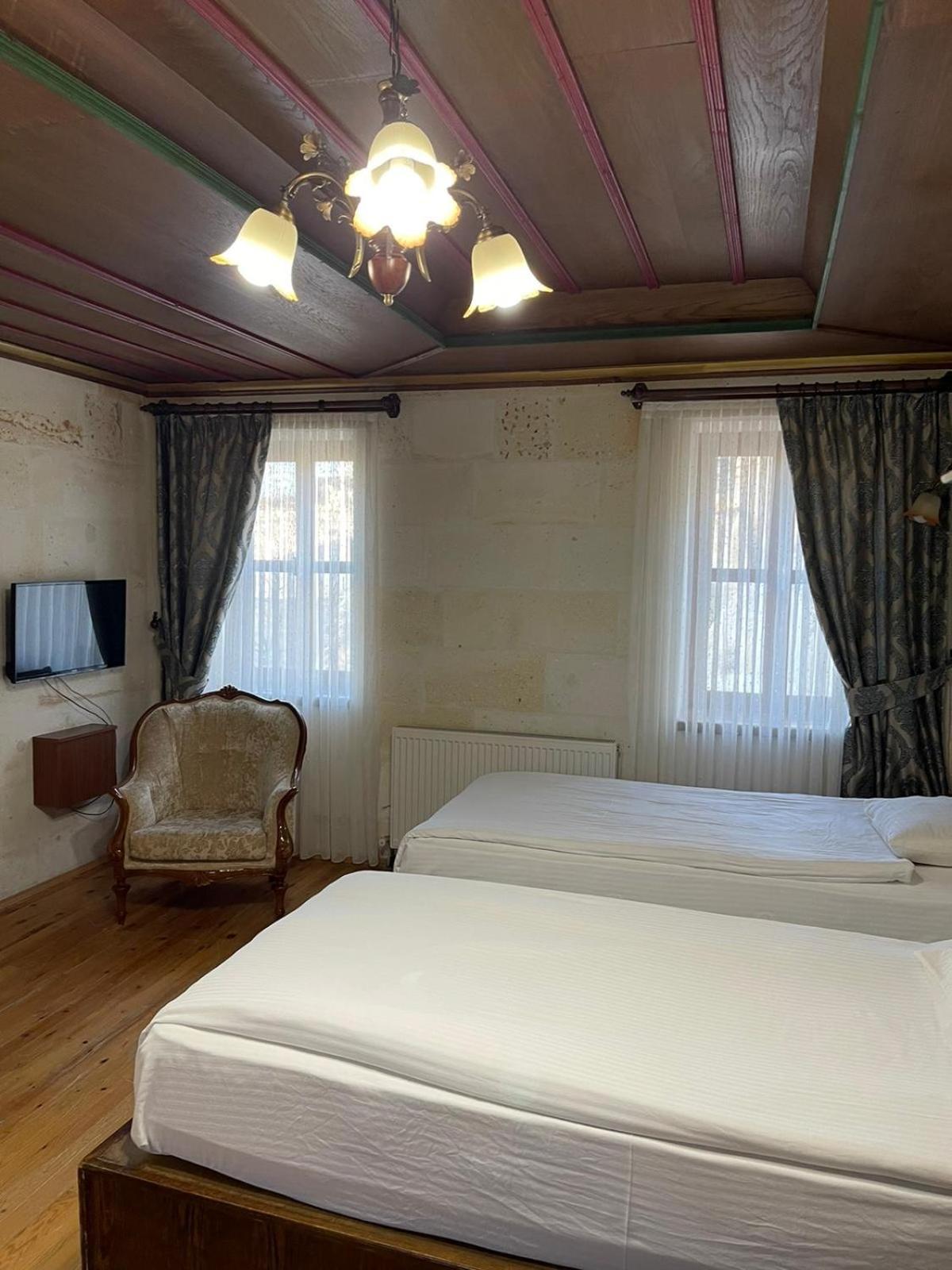 Cappadocia Empire Cave Hotel Goreme Exterior photo