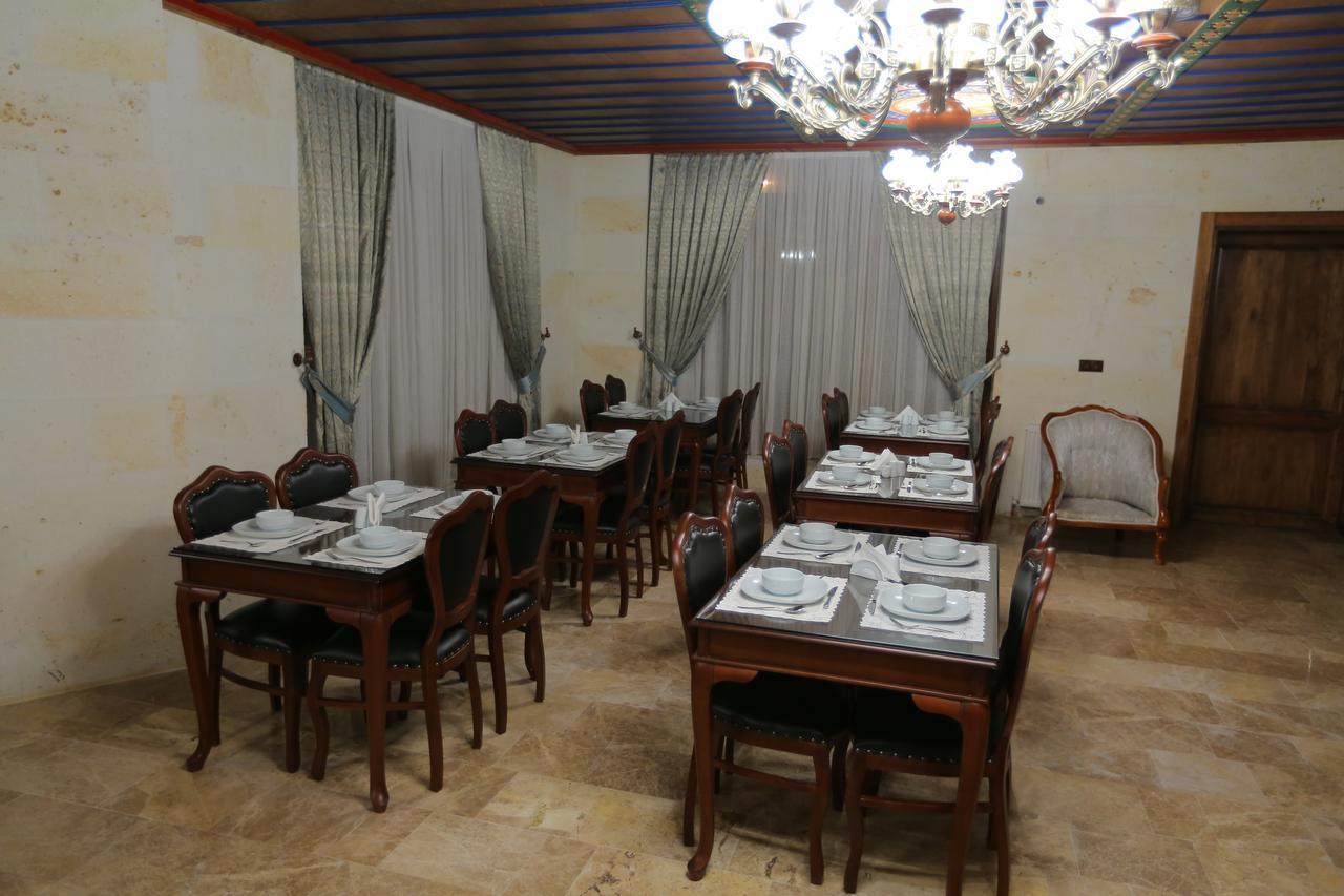 Cappadocia Empire Cave Hotel Goreme Exterior photo