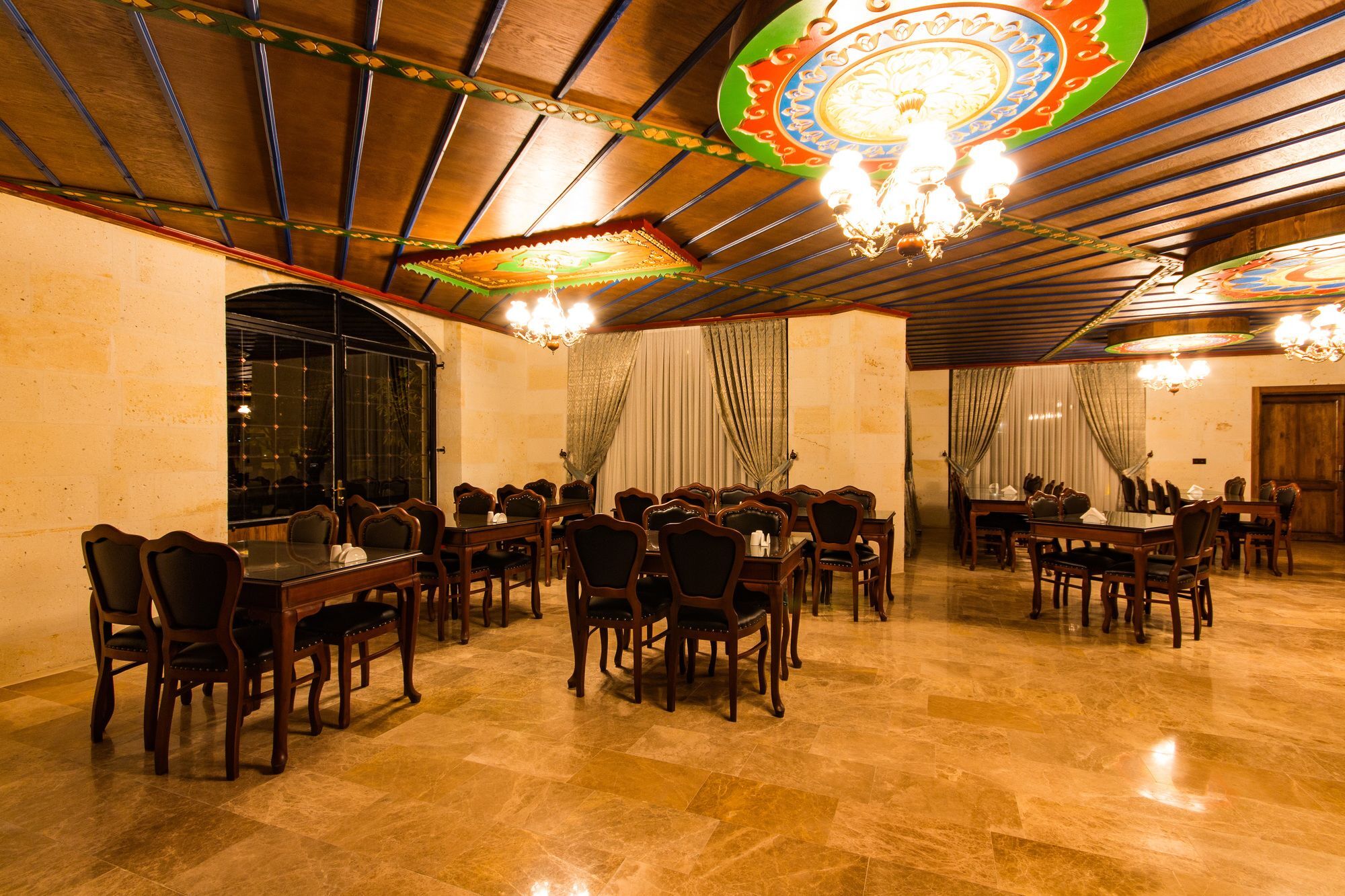Cappadocia Empire Cave Hotel Goreme Exterior photo