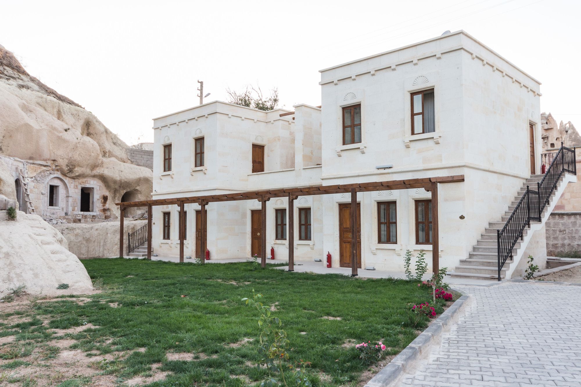 Cappadocia Empire Cave Hotel Goreme Exterior photo